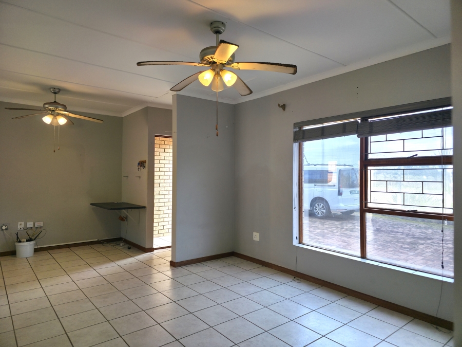 2 Bedroom Property for Sale in Jeffreys Bay Central Eastern Cape